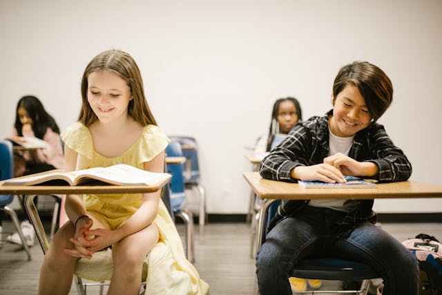 Comment aider un enfant à l’apprentissage de la lecture ?